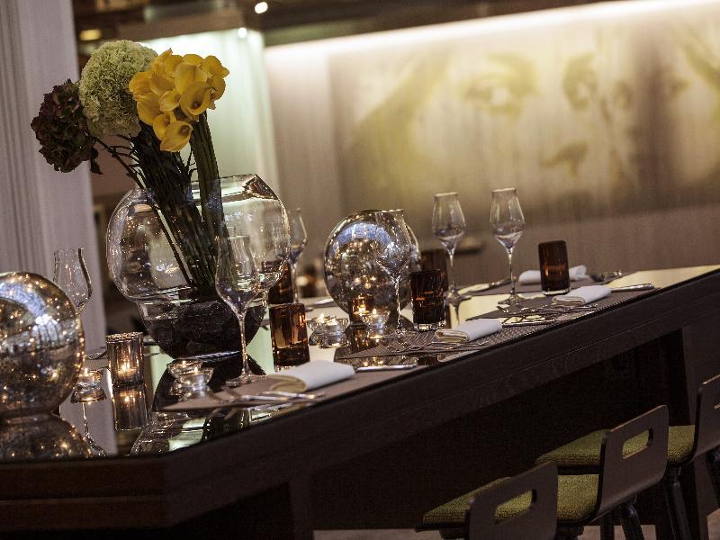 Renaissance Duesseldorf Hotel 외부 사진