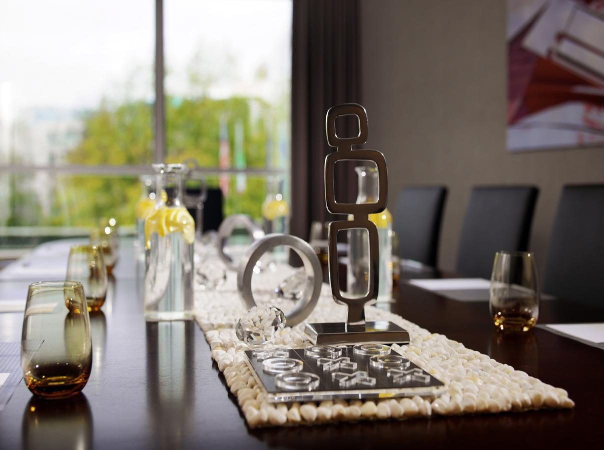 Renaissance Duesseldorf Hotel 외부 사진